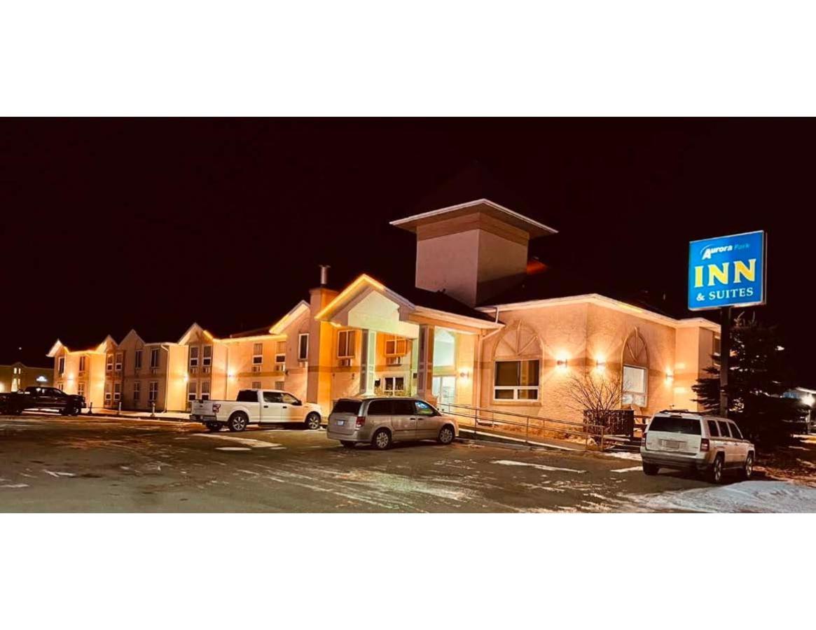 Aurora Park Inn & Suites Dawson Creek Ngoại thất bức ảnh